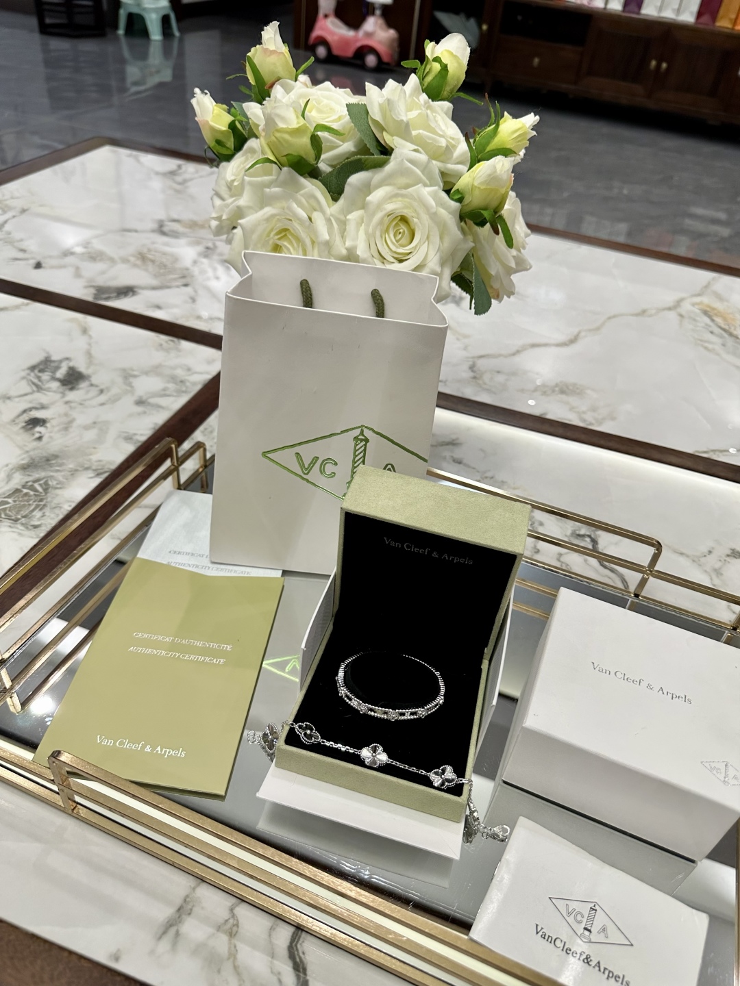 VAN CLEEF ARPELS jewelry model 153